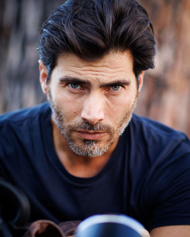 Rocco Dragone – ritratto per book e casting – Gian Luca Pallai Ritratto espressivo di Rocco Dragone per book attore e casting a Roma